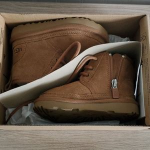 Toddler sz7 Ugg boots
